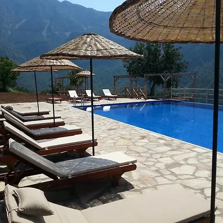 홀리데이파크 Olive Garden Kabak 2*
